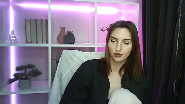 Snapshot of X_Alisa chatting on February 5, 2025, 7:20 pm X Alisa online show from February 5, 2025, 7:20 pm