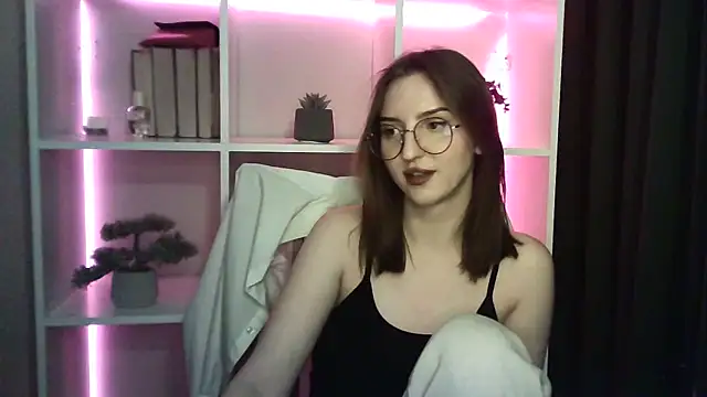 Snapshot of X_Alisa chatting on February 28, 2025, 7:25 pm X Alisa online show from February 28, 2025, 7:25 pm