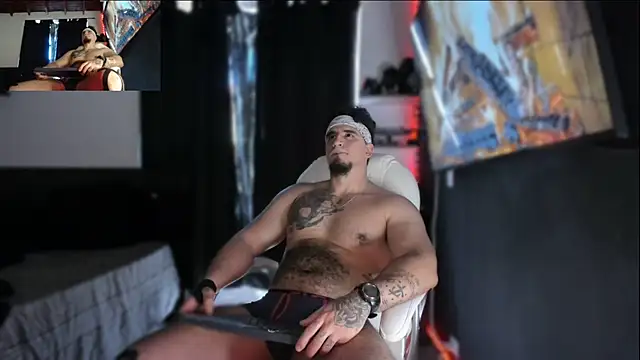 Snapshot of kingbear777 chatting on December 13, 2024, 2:05 pm kingbear777 online show from December 13, 2024, 2:05 pm