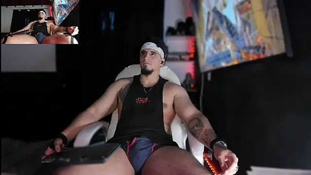 Snapshot of kingbear777 chatting on December 20, 2024, 12:08 am kingbear777 online show from December 20, 2024, 12:08 am