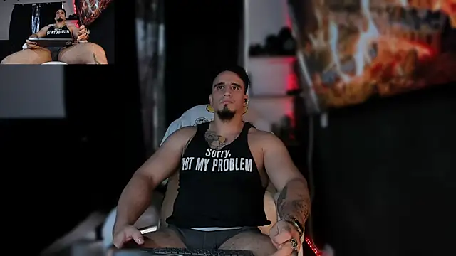 Snapshot of kingbear777 chatting on January 31, 2025, 11:56 pm kingbear777 online show from January 31, 2025, 11:56 pm