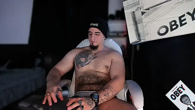 Snapshot of kingbear777 chatting on February 9, 2025, 10:11 pm kingbear777 online show from February 9, 2025, 10:11 pm