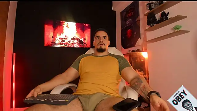 Snapshot of kingbear777 chatting on September 14, 2025, 10:42 pm kingbear777 online show from September 14, 2025, 10:42 pm