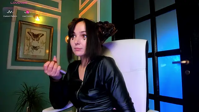 1Munique online show from October 30, 2025, 1:56 pm