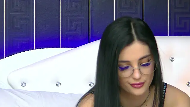 SophiaVilner online show from January 24, 2025, 7:28 pm