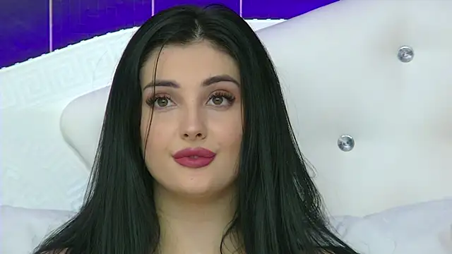 SophiaVilner online show from February 10, 2025, 9:58 pm