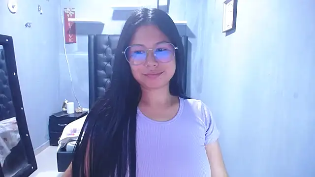 Letty Plugxo online show from February 13, 2026, 1:18 pm