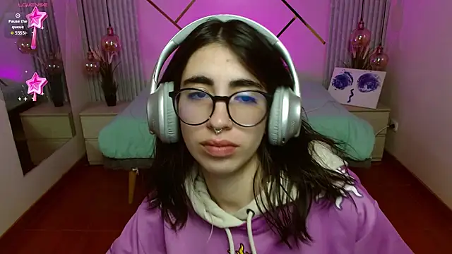 LenaRoses online show from January 31, 2026, 8:07 pm