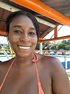 HanaThompson online show from January 15, 2025, 6:08 pm