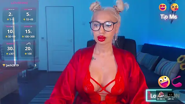 Snapshot of beauty_chl0e chatting on September 14, 2025, 6:51 pm beauty chl0e online show from September 14, 2025, 6:51 pm