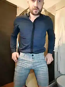 Snapshot of gilera250s chatting on December 17, 2024, 10:22 pm gilera250s online show from December 17, 2024, 10:22 pm