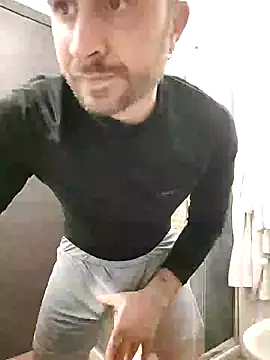 Snapshot of gilera250s chatting on January 30, 2025, 4:34 pm gilera250s online show from January 30, 2025, 4:34 pm