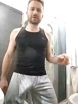 Snapshot of gilera250s chatting on January 31, 2025, 8:33 pm gilera250s online show from January 31, 2025, 8:33 pm