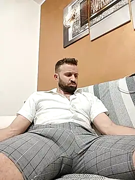 Snapshot of gilera250s chatting on February 21, 2025, 9:00 pm gilera250s online show from February 21, 2025, 9:00 pm