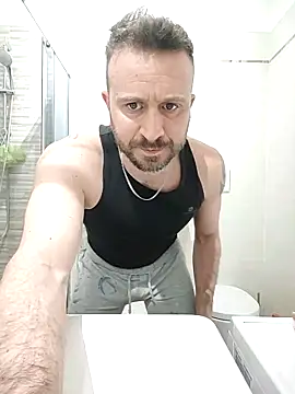 Snapshot of gilera250s chatting on March 10, 2025, 4:46 pm gilera250s online show from March 10, 2025, 4:46 pm