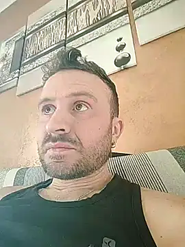 Snapshot of gilera250s chatting on March 17, 2025, 4:43 pm gilera250s online show from March 17, 2025, 4:43 pm