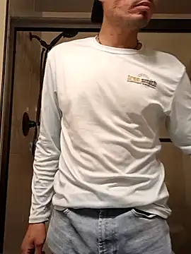 Snapshot of lRainbowBoy chatting on November 6, 2025, 1:17 am lRainbowBoy online show from November 6, 2025, 1:17 am