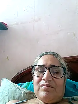  candi online show from October 23, 2025, 7:34 pm