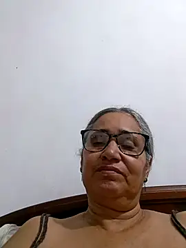  candi online show from April 15, 2026, 3:57 am