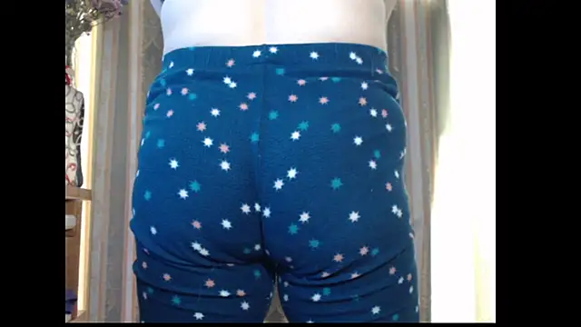 Snapshot of amorelara chatting on October 20, 2025, 8:15 am amorelara online show from October 20, 2025, 8:15 am