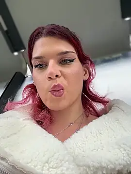 RiriRoseey online show from November 21, 2025, 8:35 am