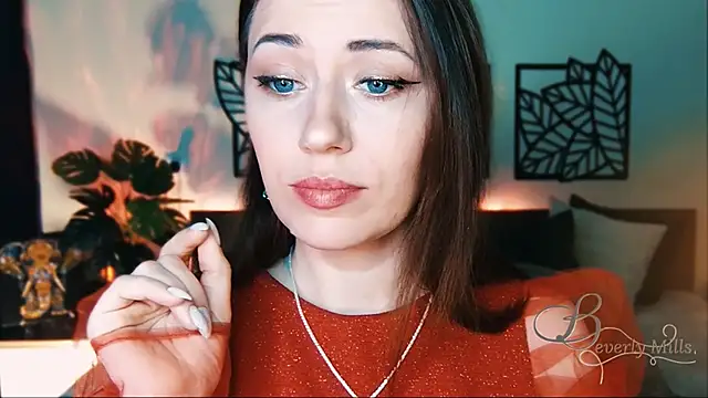 Snapshot of MissBeverlyMills chatting on February 16, 2025, 6:43 am MissBeverlyMills online show from February 16, 2025, 6:43 am