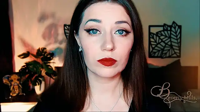 Snapshot of MissBeverlyMills chatting on March 6, 2025, 2:40 pm MissBeverlyMills online show from March 6, 2025, 2:40 pm