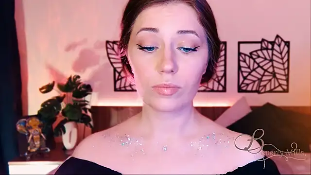 Snapshot of MissBeverlyMills chatting on March 8, 2025, 12:52 pm MissBeverlyMills online show from March 8, 2025, 12:52 pm