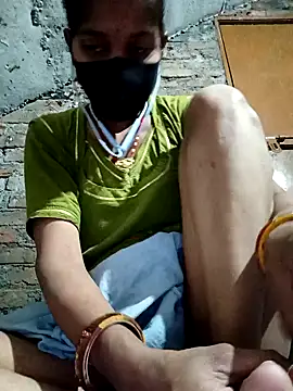 Snapshot of Anushka_Ji chatting on January 2, 2025, 4:35 pm Anushka Ji online show from January 2, 2025, 4:35 pm