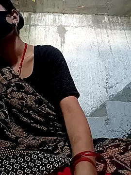 Snapshot of Anushka_Ji chatting on February 13, 2025, 7:56 am Anushka Ji online show from February 13, 2025, 7:56 am