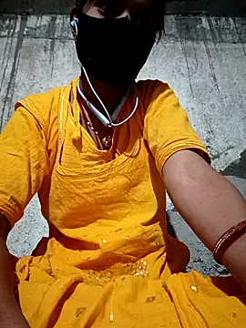 Snapshot of Anushka_Ji chatting on March 6, 2025, 4:49 pm Anushka Ji online show from March 6, 2025, 4:49 pm