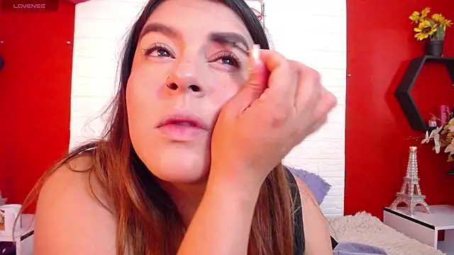 Snapshot of _poison_sweet chatting on December 4, 2025, 7:00 pm poison sweet online show from December 4, 2025, 7:00 pm