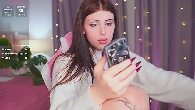Snapshot of Lala_Land_ chatting on January 21, 2025, 2:59 pm Lala Land  online show from January 21, 2025, 2:59 pm