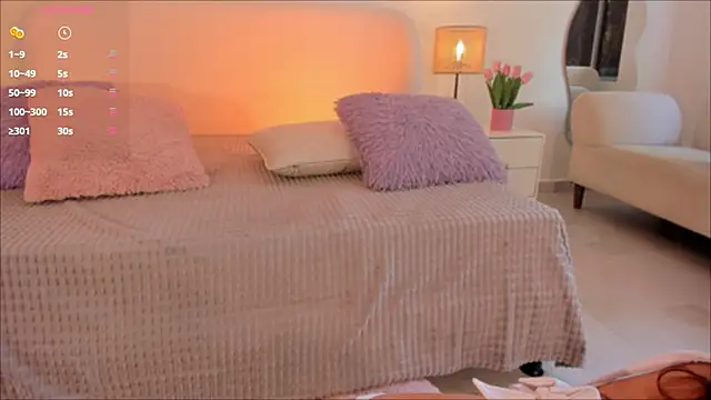 Megan-holly online show from September 23, 2025, 5:38 pm