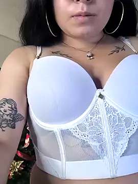 Lina23  online show from November 29, 2025, 3:37 pm