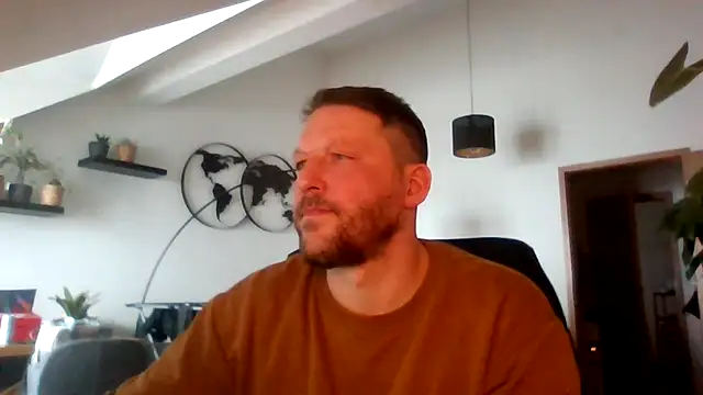 Snapshot of BennyLommy chatting on February 19, 2026, 2:24 pm BennyLommy online show from February 19, 2026, 2:24 pm