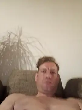 Snapshot of MArciQuarky chatting on March 21, 2025, 11:23 pm MArciQuarky online show from March 21, 2025, 11:23 pm