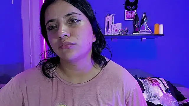 Snapshot of Alexa_Espinoza chatting on February 4, 2025, 2:28 am Alexa Espinoza online show from February 4, 2025, 2:28 am