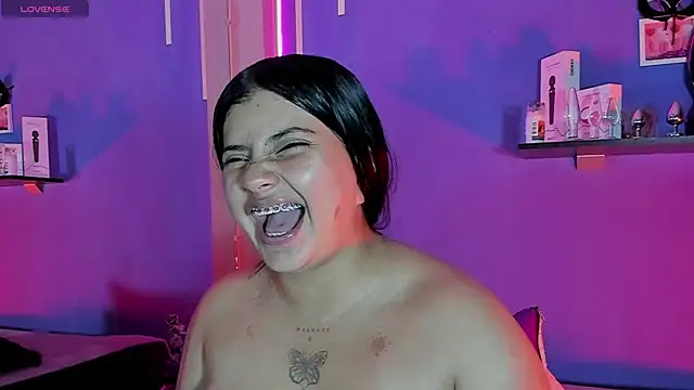 Snapshot of Alexa_Espinoza chatting on February 18, 2025, 5:42 pm Alexa Espinoza online show from February 18, 2025, 5:42 pm