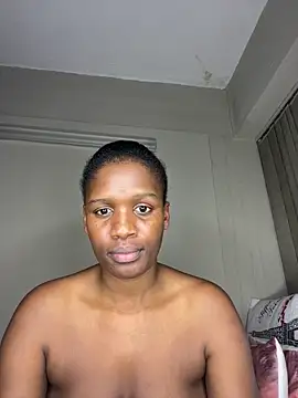 Snapshot of Kinkyy_ chatting on February 3, 2025, 1:09 am Kinkyy  online show from February 3, 2025, 1:09 am