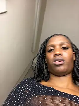 Snapshot of Kinkyy_ chatting on September 28, 2025, 9:53 pm Kinkyy  online show from September 28, 2025, 9:53 pm