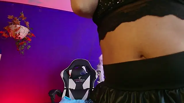 Emmapark  online show from April 1, 2026, 7:22 pm