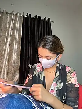 Snapshot of Jen_jennyy1 chatting on February 12, 2025, 4:33 am Jen jennyy1 online show from February 12, 2025, 4:33 am