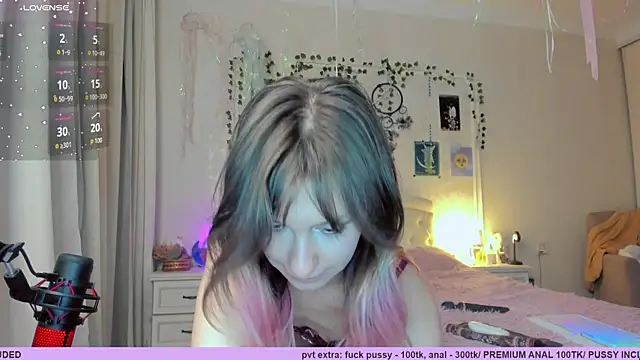 Neko kitsune1 online show from December 22, 2025, 4:59 pm