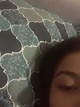 Julinhasz online show from February 12, 2025, 3:07 am