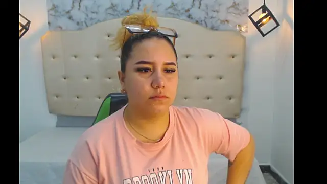 Kathiasaints online show from April 6, 2026, 7:48 pm