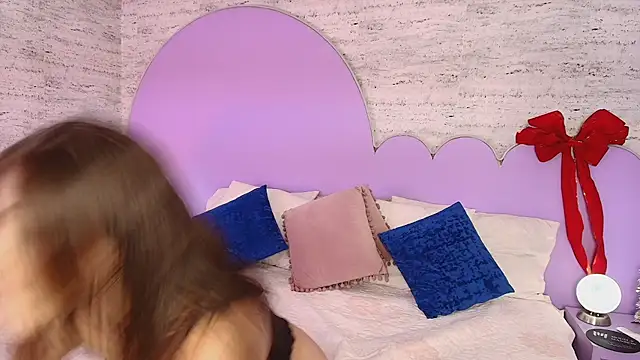 Giaa Ross online show from February 19, 2026, 7:32 pm