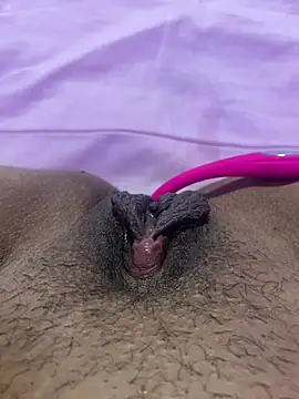 keirabbw online show from March 13, 2025, 5:00 am