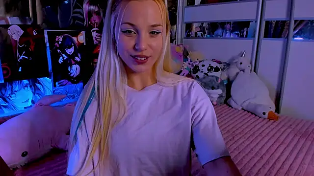 Cute  Pony online show from March 3, 2026, 10:37 pm