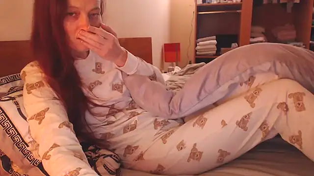 LovelyAndraGirl online show from December 20, 2025, 3:52 pm